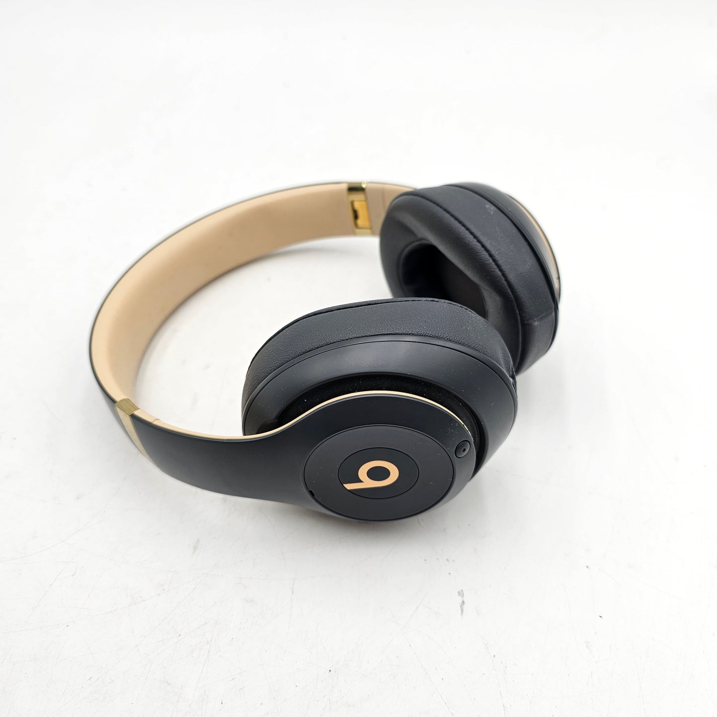 Beats by Dr Dre Studio3 Bluetooth On Ear Wireless Headphones Shadow Gray