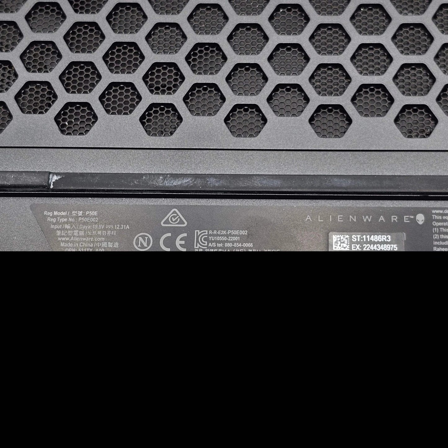 Alienware M17 17.3" Ryzen 9 6900HX 3.3GHz 16GB 1TB SSD AMD Radeon RX 6850M XT