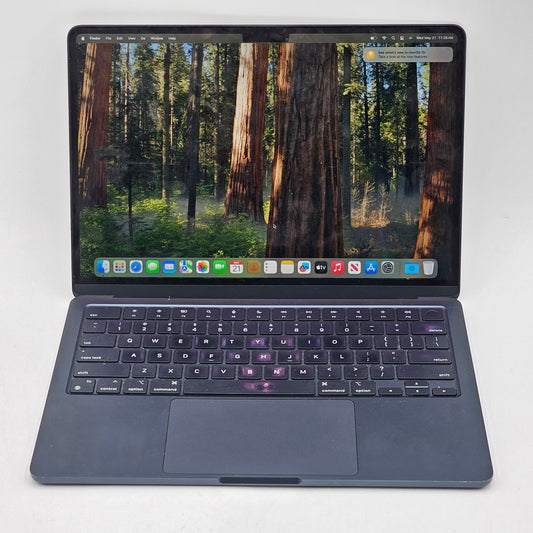 2022 Apple MacBook Air M2 136in Midnight 8GB RAM 256GB