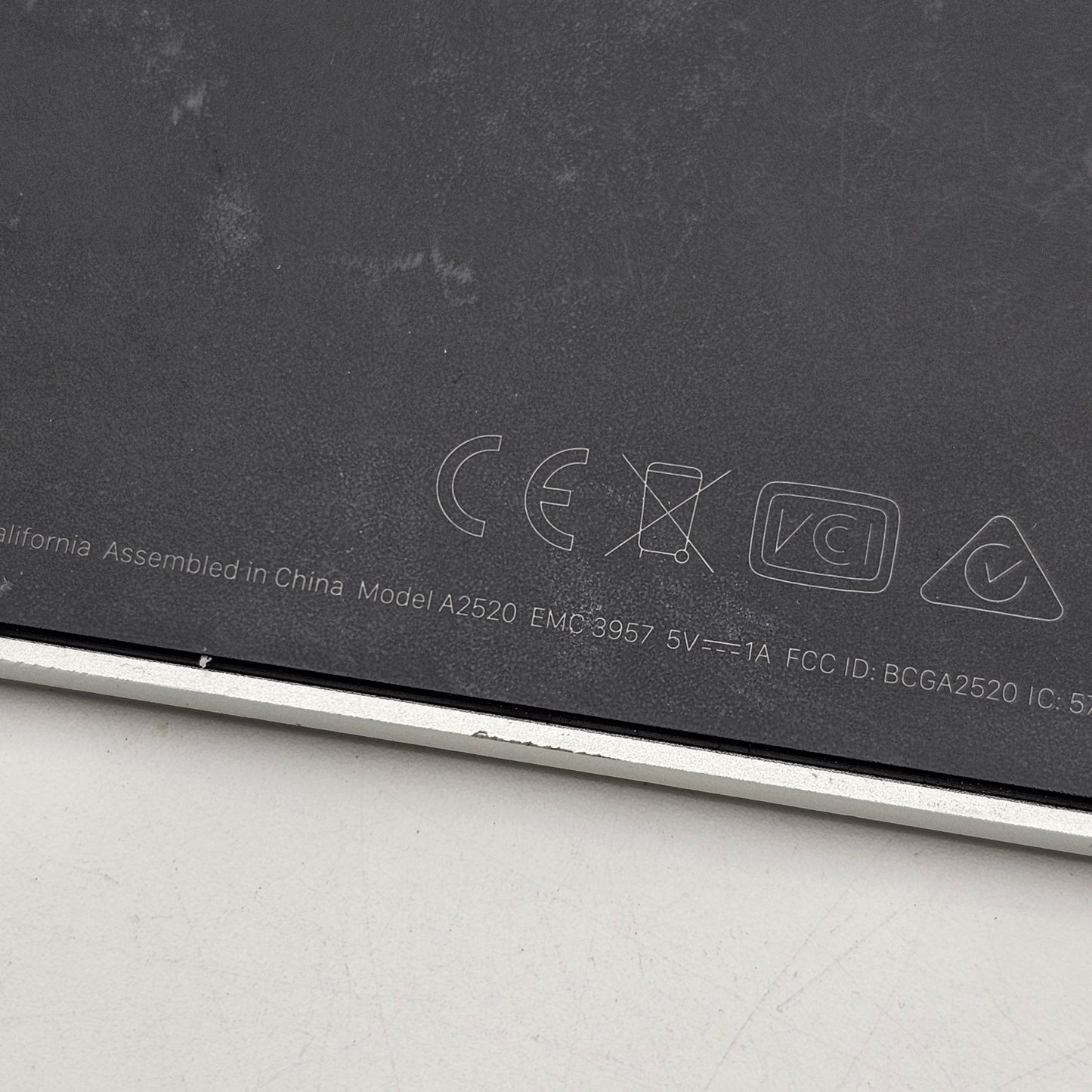 APPLE MAGIC KEYBOARD A2520 BLUETOOTH WIRELESS A2520