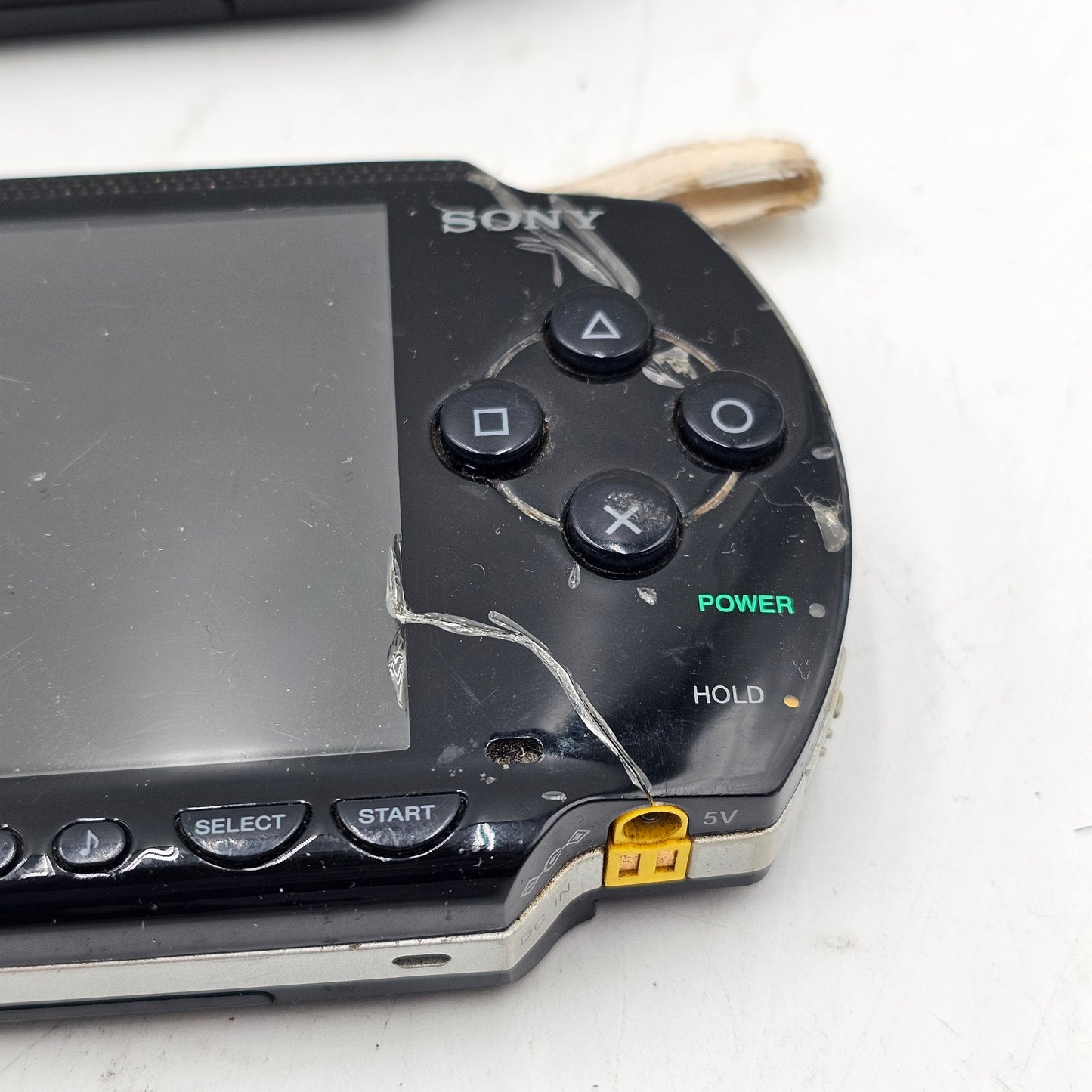 Broken Sony PSP 1000 PSP-1001 Handheld Game System Only No Battery