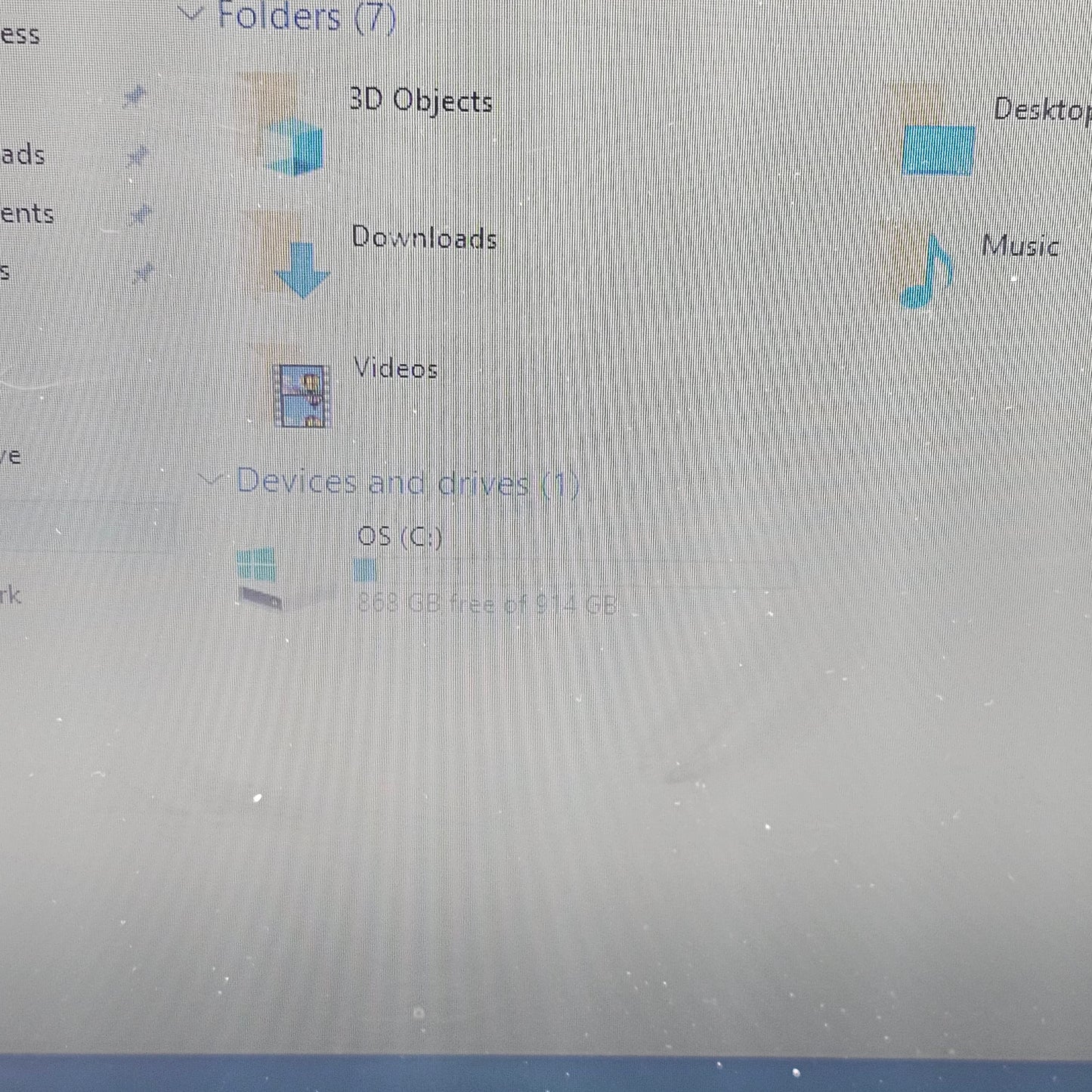 Dell Inspiron 3000 15.6" i5-1035G1 1.0GHz 8GB RAM 1TB HDD