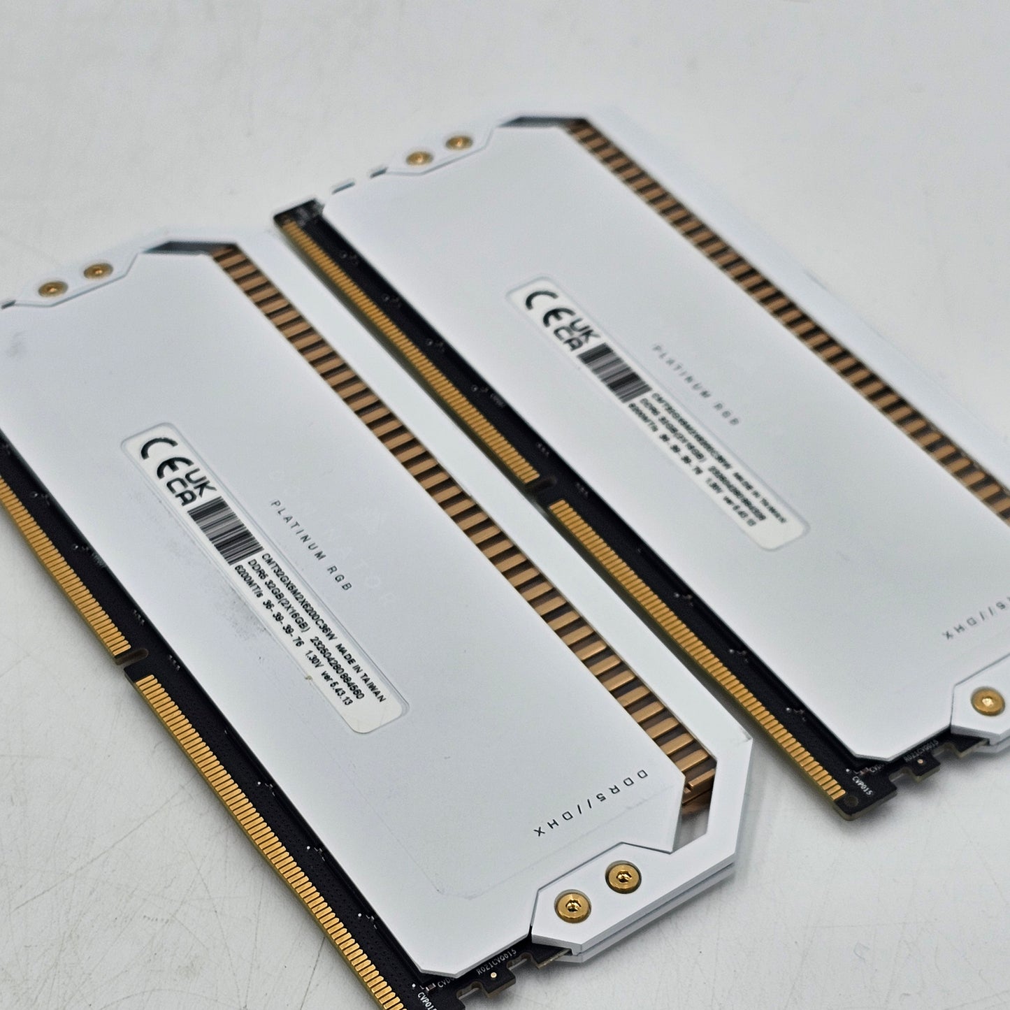 Corsair Dominator Titanium DDR5 32GB (2x16GB) RAM DDR5 CMT32GX6M2X7600C36W