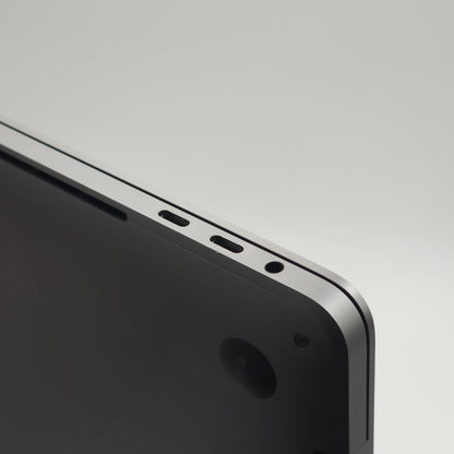 2019 Apple MacBook Pro 16" i9 2.3GHz 16GB RAM 1TB SSD Silver A2141