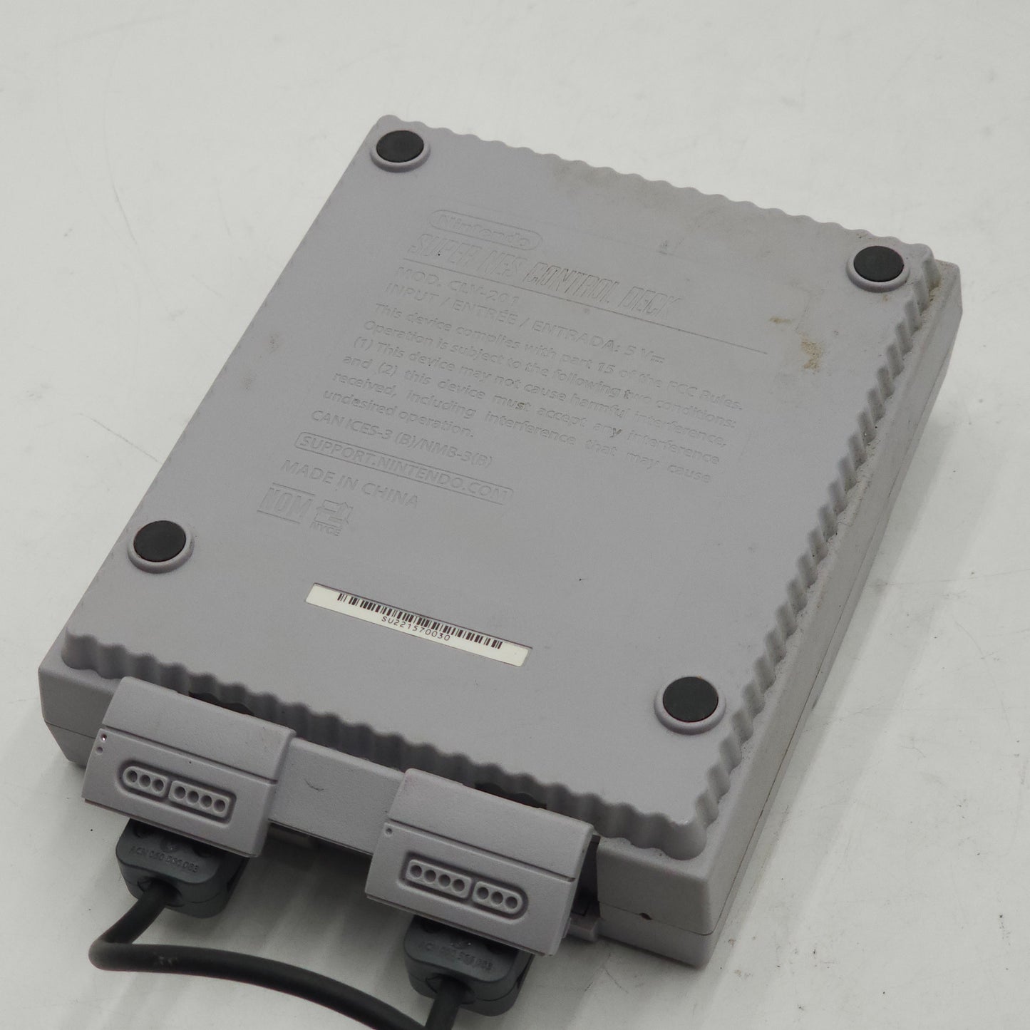 Super Nintendo Entertainment System SNES Video Game Console SNS-001