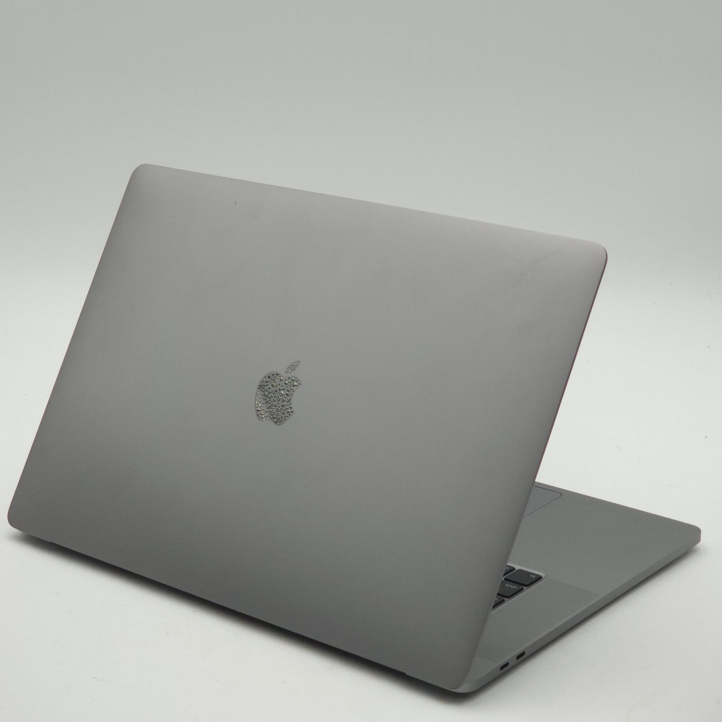 2019 Apple MacBook Pro 16" i9 2.3GHz 16GB RAM 1TB SSD Silver A2141