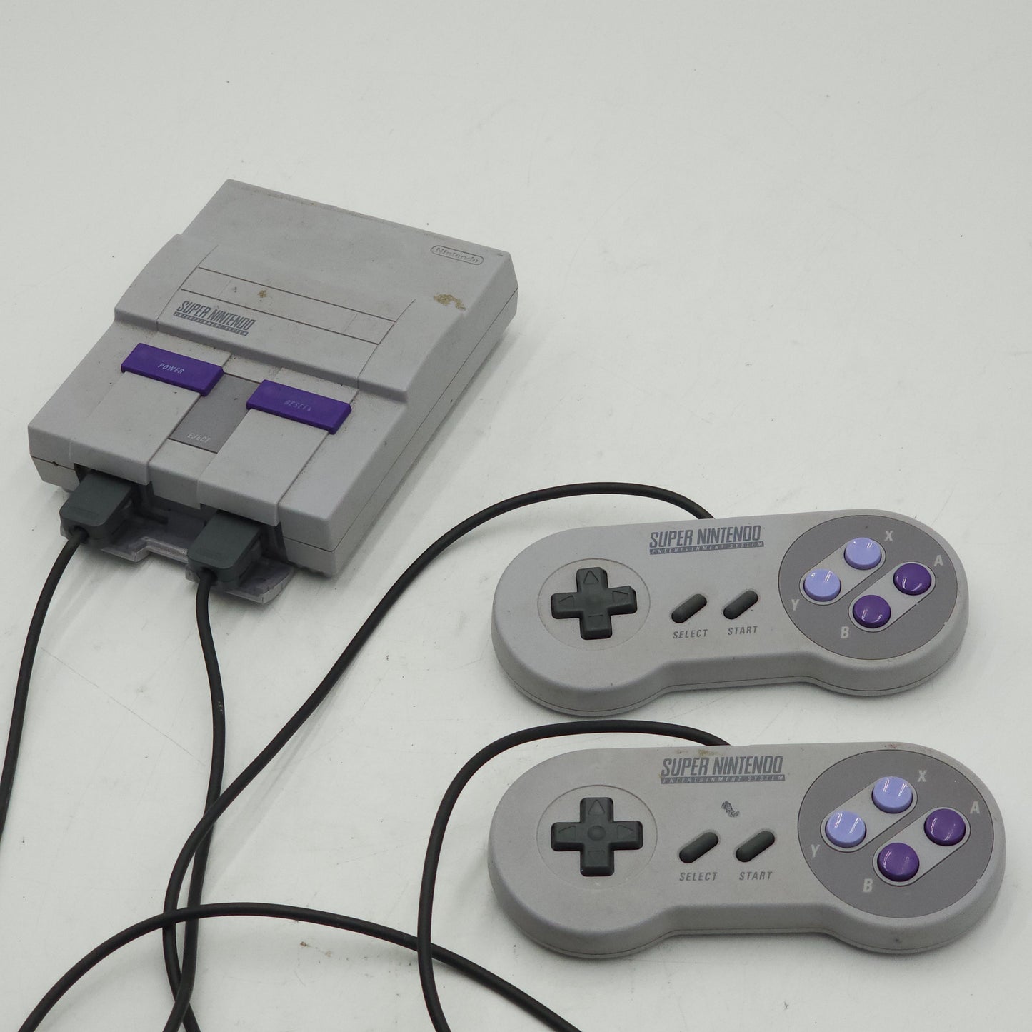 Super Nintendo Entertainment System SNES Video Game Console SNS-001