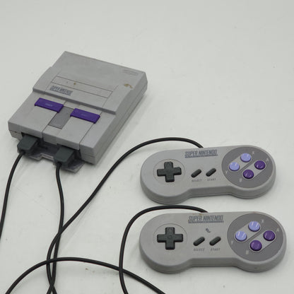 Super Nintendo Entertainment System SNES Video Game Console SNS-001